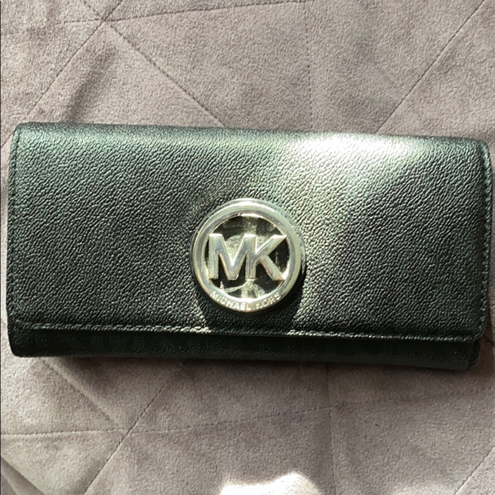 Michael Kors black wallet